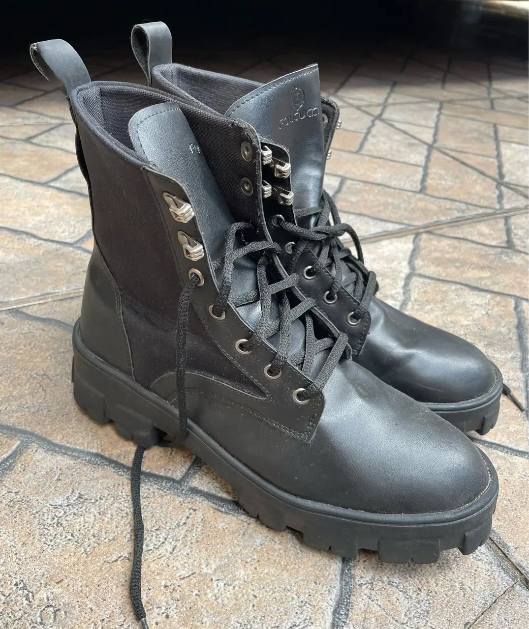 Bota feminina 