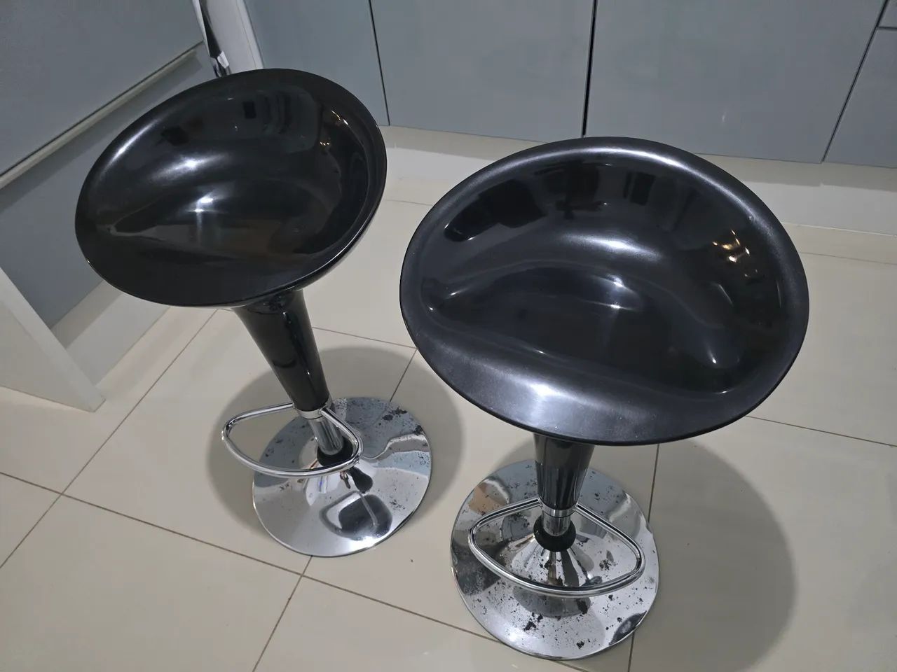 Par de Banquetas 