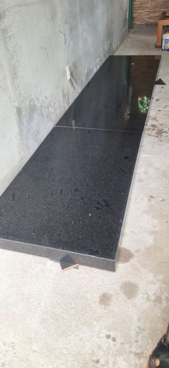 BANCADA EM GRANITO PRETO 3,84×80 CM