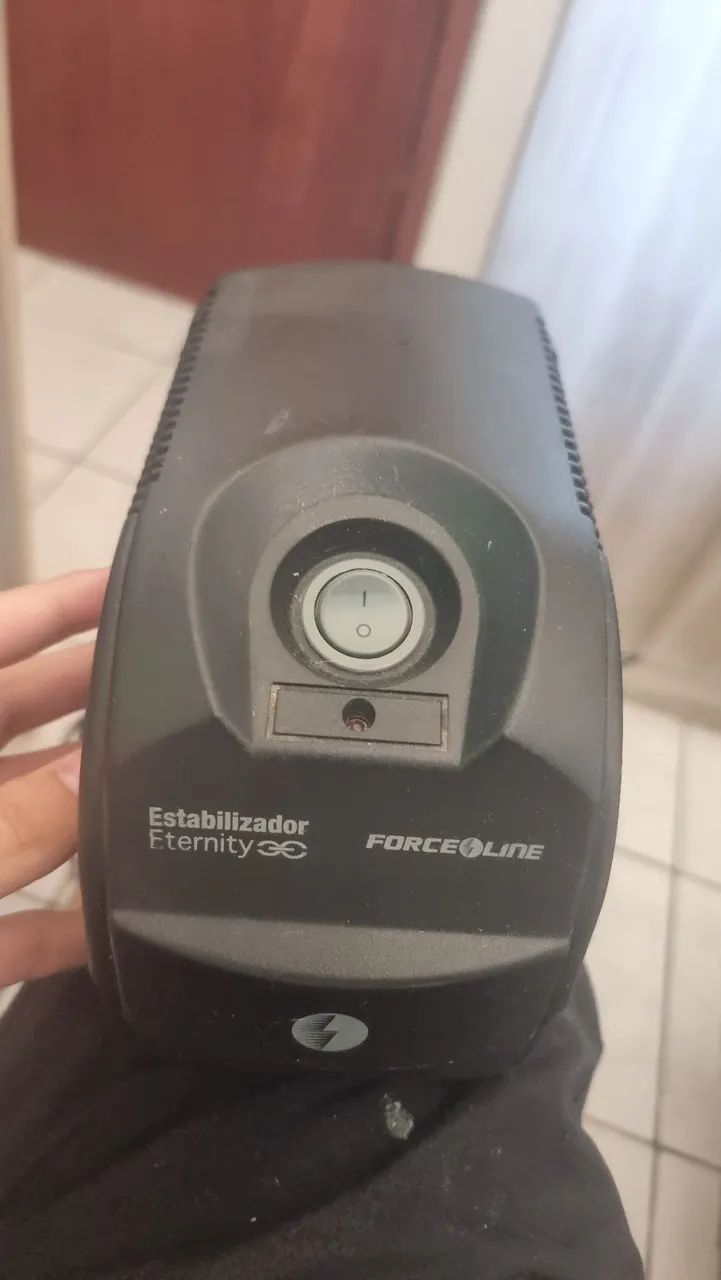 Estabilizador Force Line Eternity 600/300VA Automático 