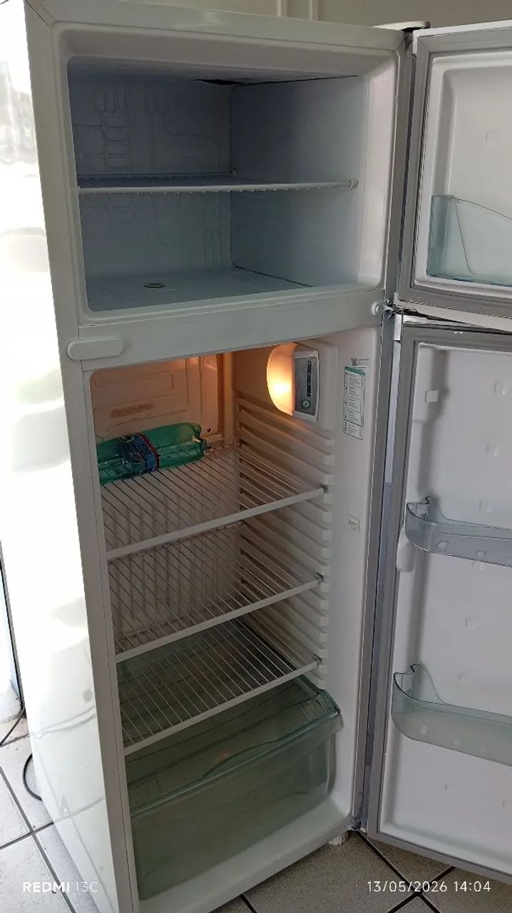 Vendo geladeira Consul 260 litros - Geladeiras e Freezers - Cristo