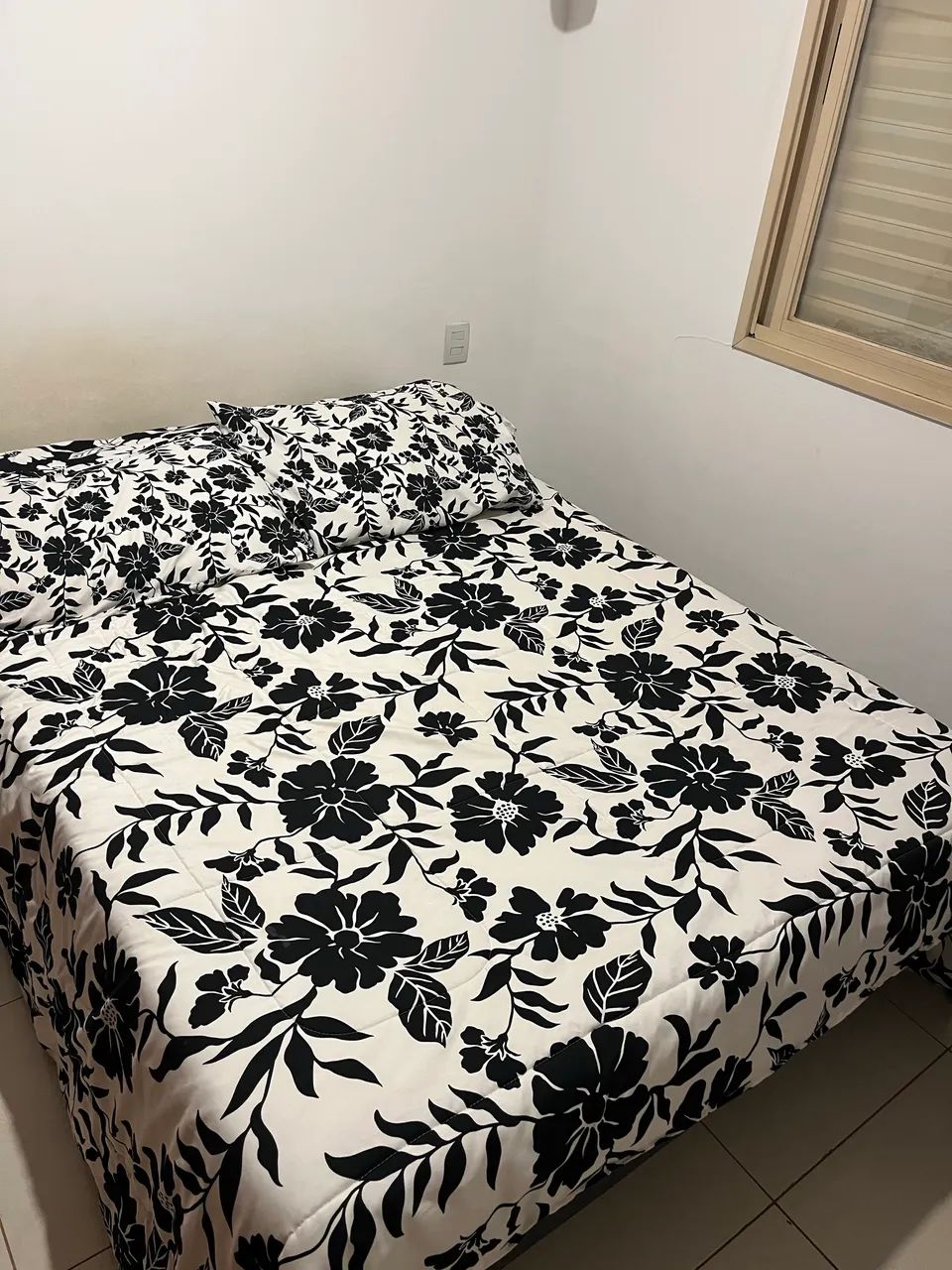 Cama box de casal