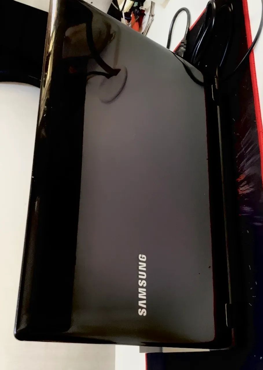 Notebook Samsung *Perfeito* Intel Core I5 8GB RAM /256GB SSD /Tela 14" Windows 10PRO - Foto 3