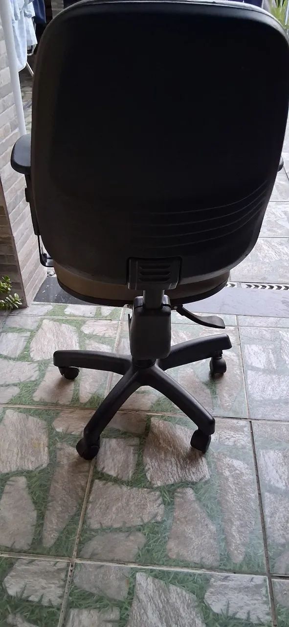 Cadeira escritório excelente  - Foto 5