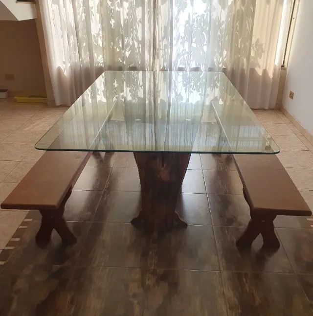 Mesa de tronco e raiz de árvore + 2 bancos. Pura arte!!!!! - Foto 4