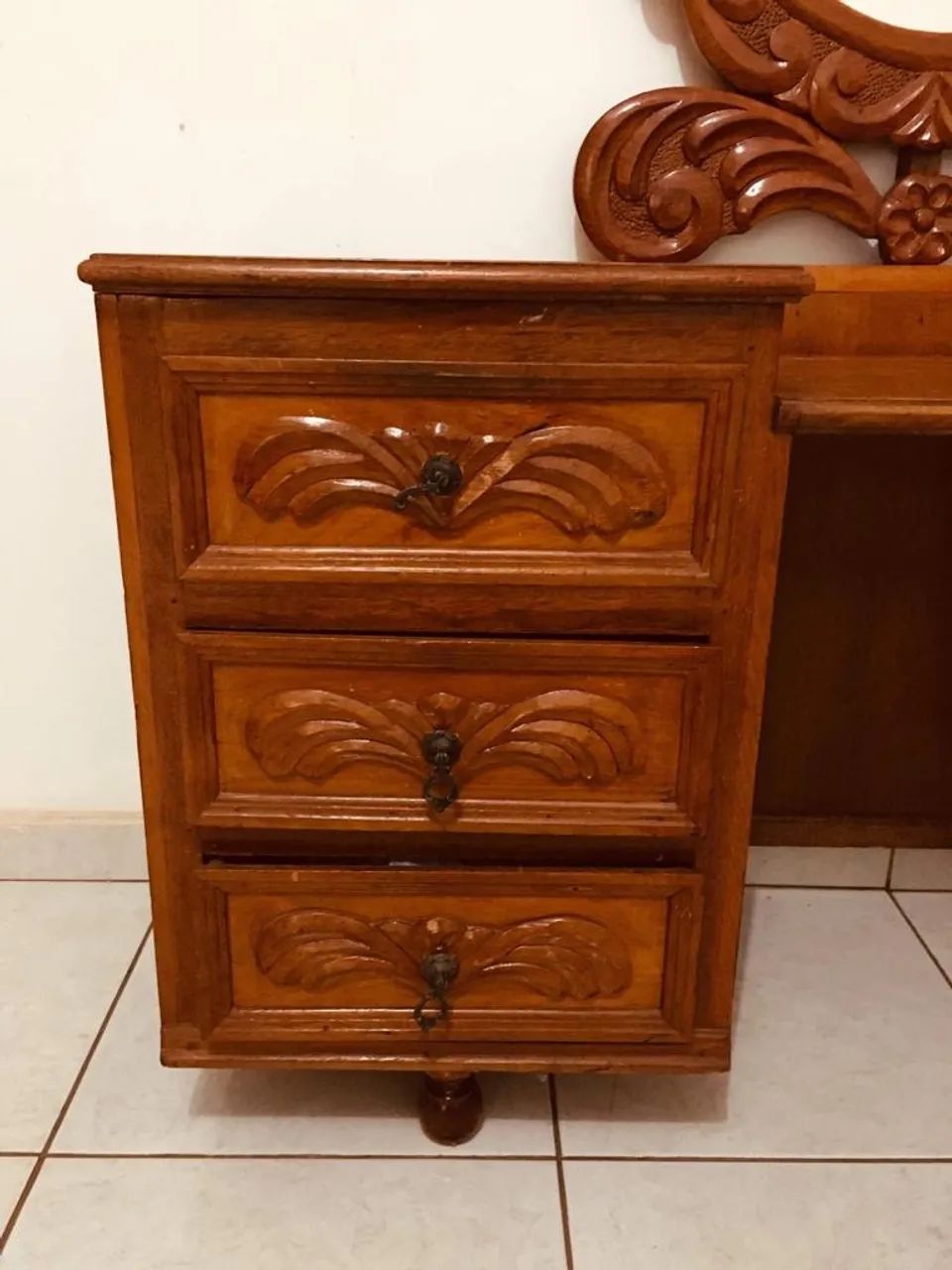 Cama e penteadeira  - Foto 2