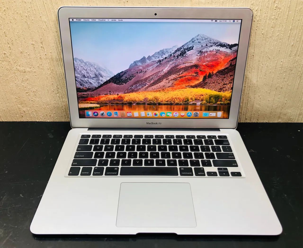 MacBook Air 13″ 2017 8GB/256GB 充放電 80回 MacBook Air 13? 2017 (sem bateria) - Notebooks - São Bento, Bento