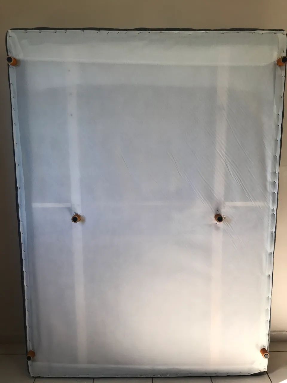 Vende - se Base cama Box Casal 2 Meses de Uso  - Foto 3