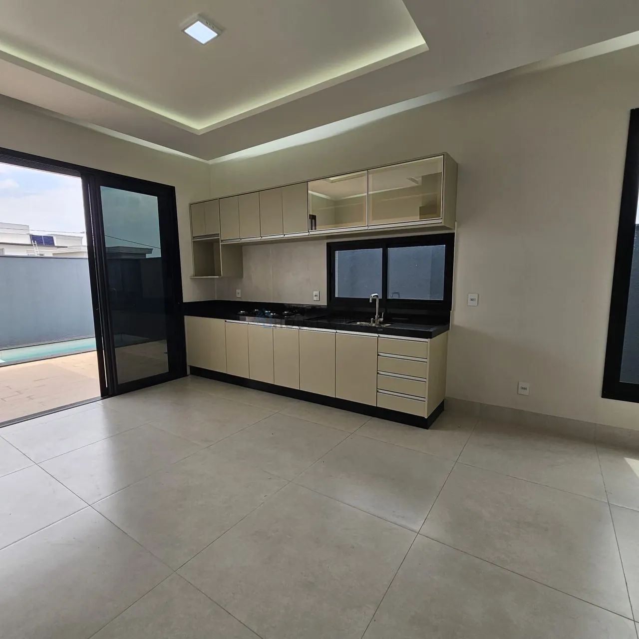 Linda casa Térrea no Condomínio Brisas - Foto 4