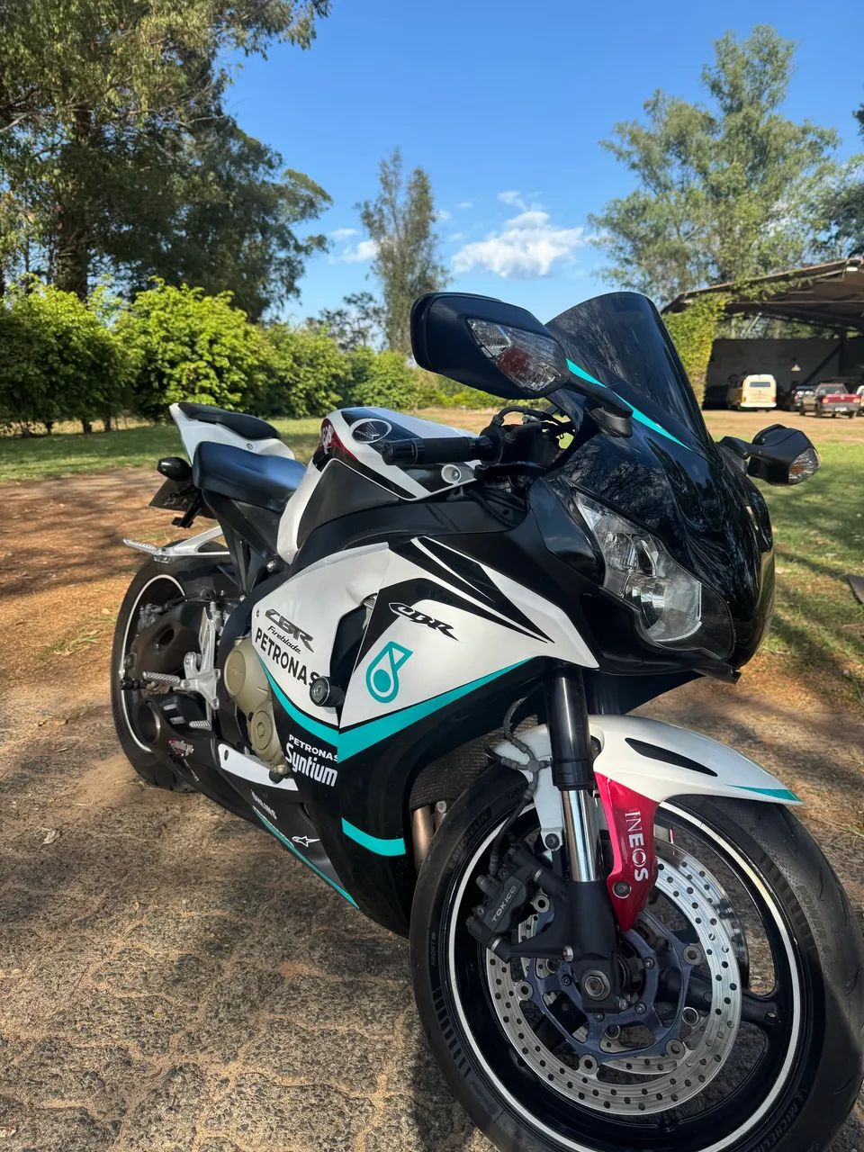 Cbr 1000RR Fireblade  - Foto 3