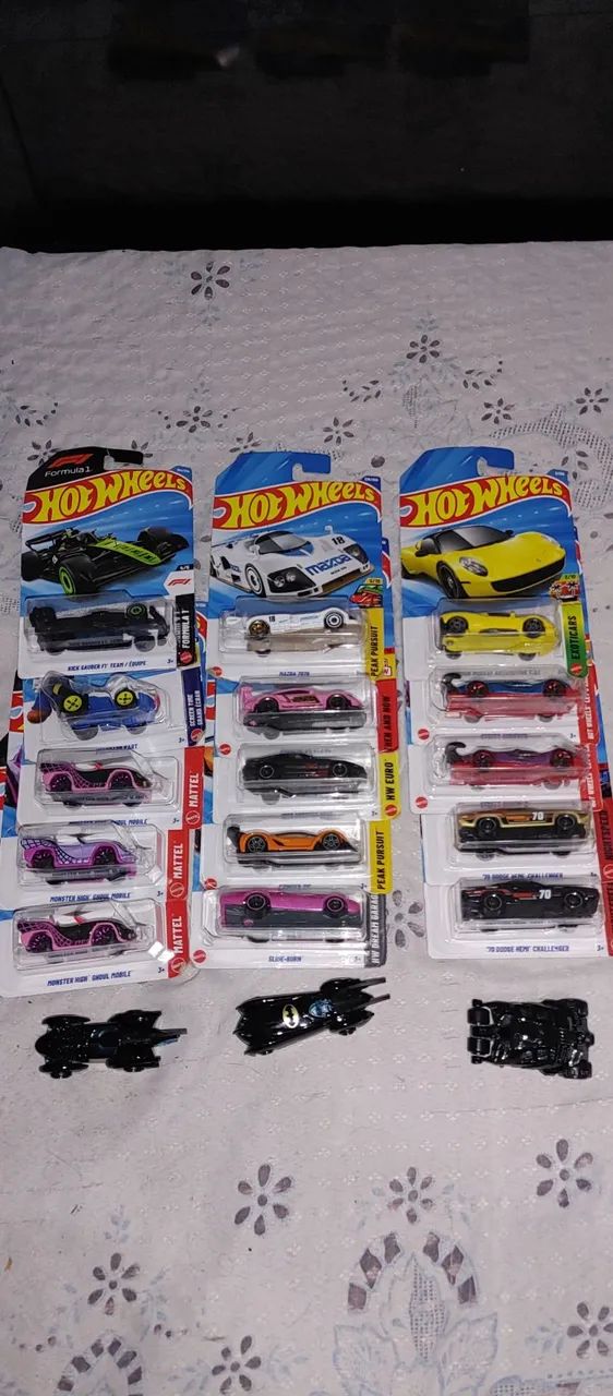 Lote hot wheels variados