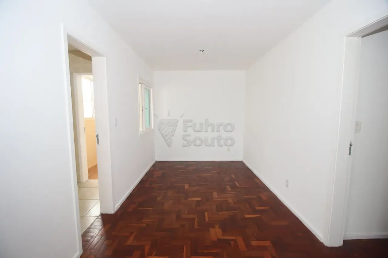 Apartamento Amplo e Iluminado com 3 Dormitórios no Edifício Residencial Real - Foto 5
