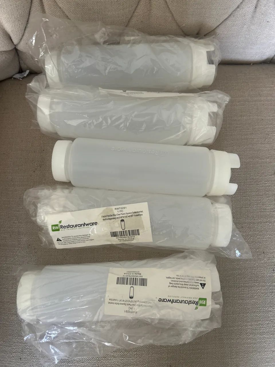 Frasco para molho invertida R$ 3,00 cada 