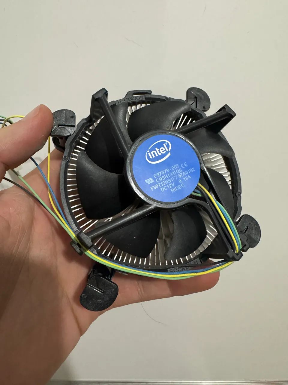 Intel i3 10100 - Foto 5