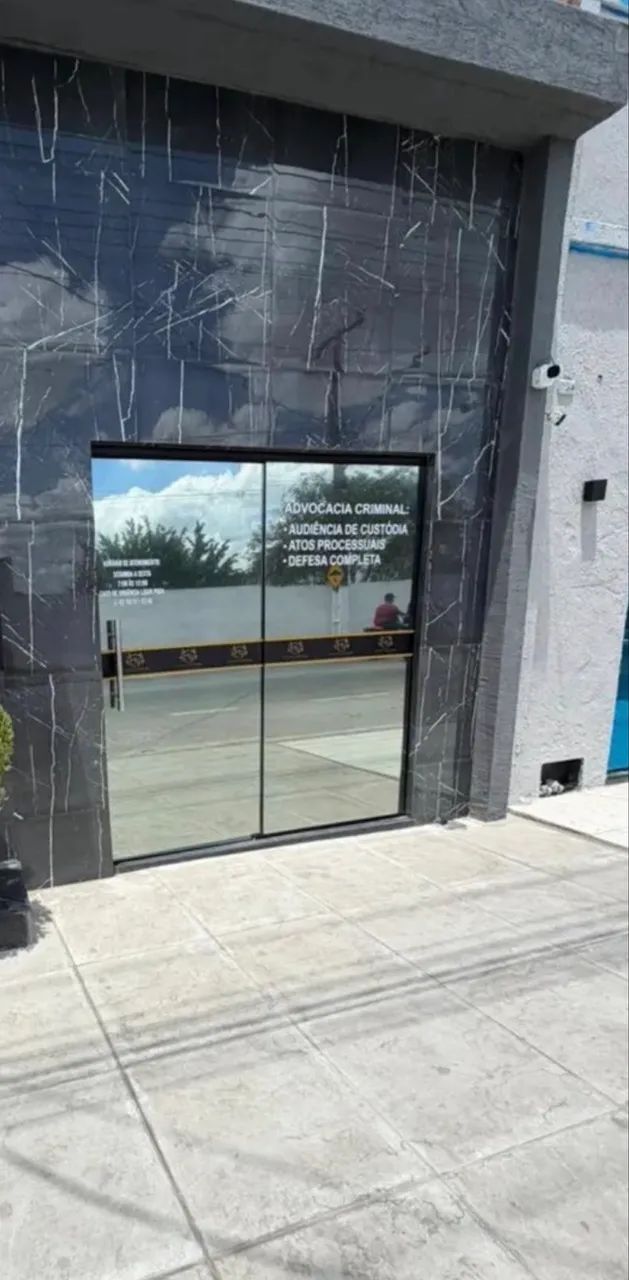 Ponto comercial em avenida principal 