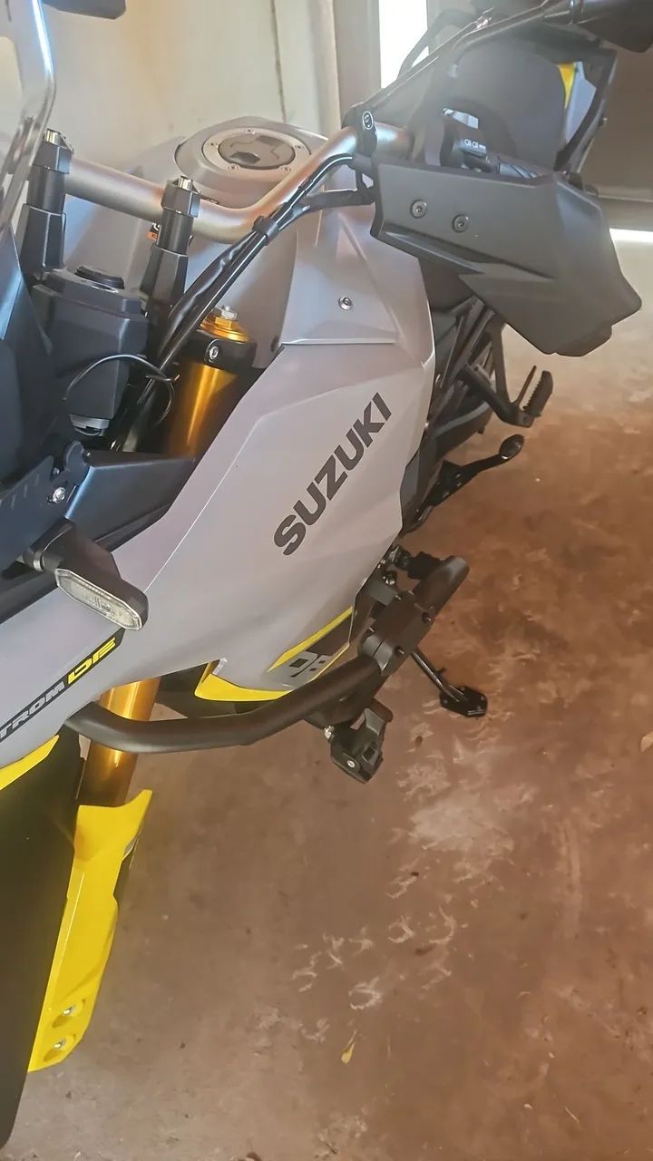Vstrom 800DE  - Foto 4