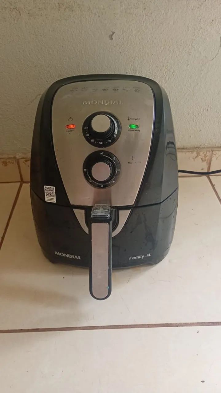 Air fryer mondial 4L 9 meses de uso  - Foto 3