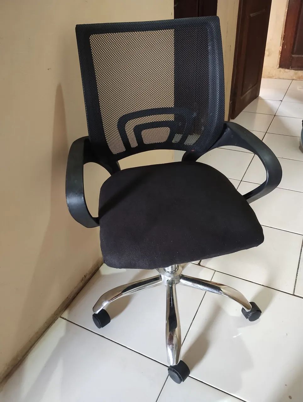 Cadeira giratória escritório 