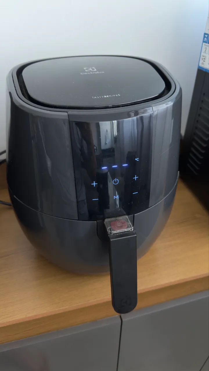 Air Fryer Electrolux por Rita Lobo 3,2L Digital Cinza Experience Com Função Virar 1400W - Foto 2