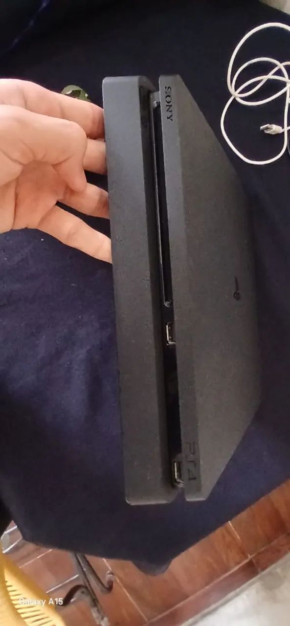 PS4 slim  - Foto 3