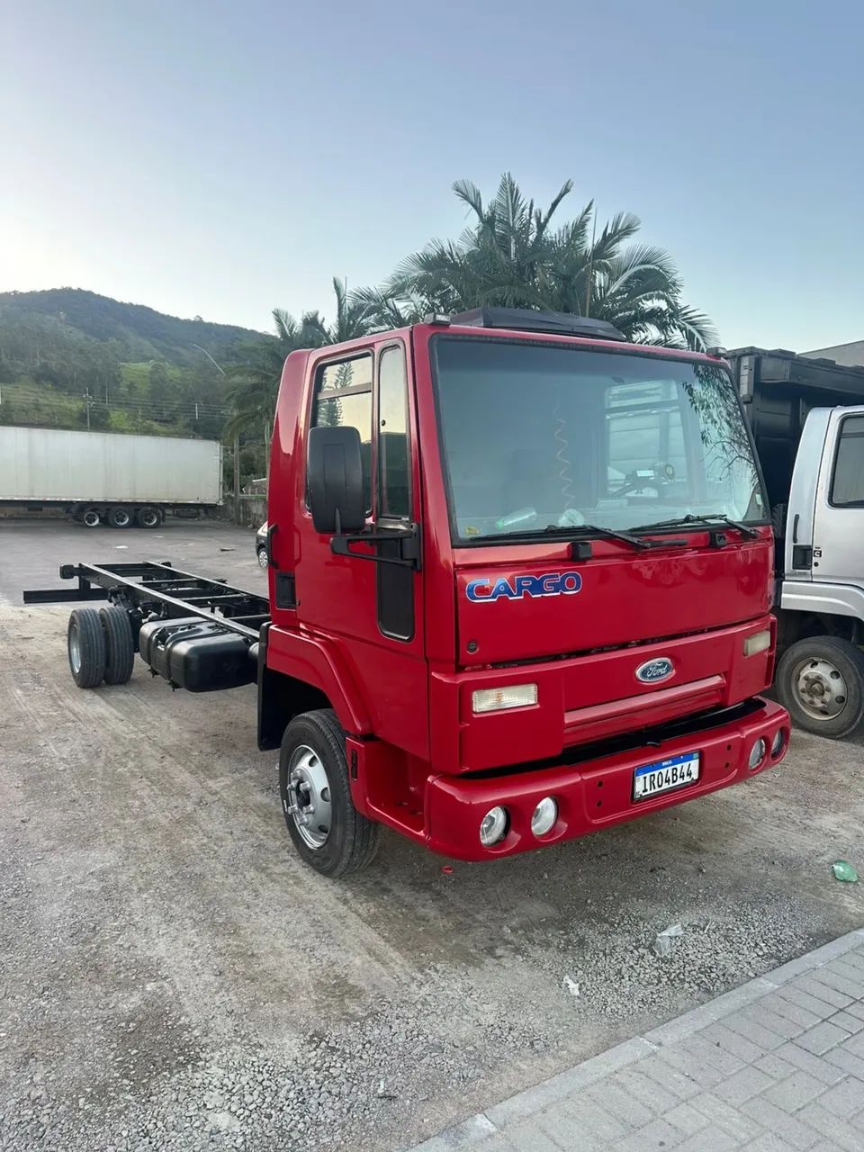 Cargo 815 0km 2011 - Foto 4