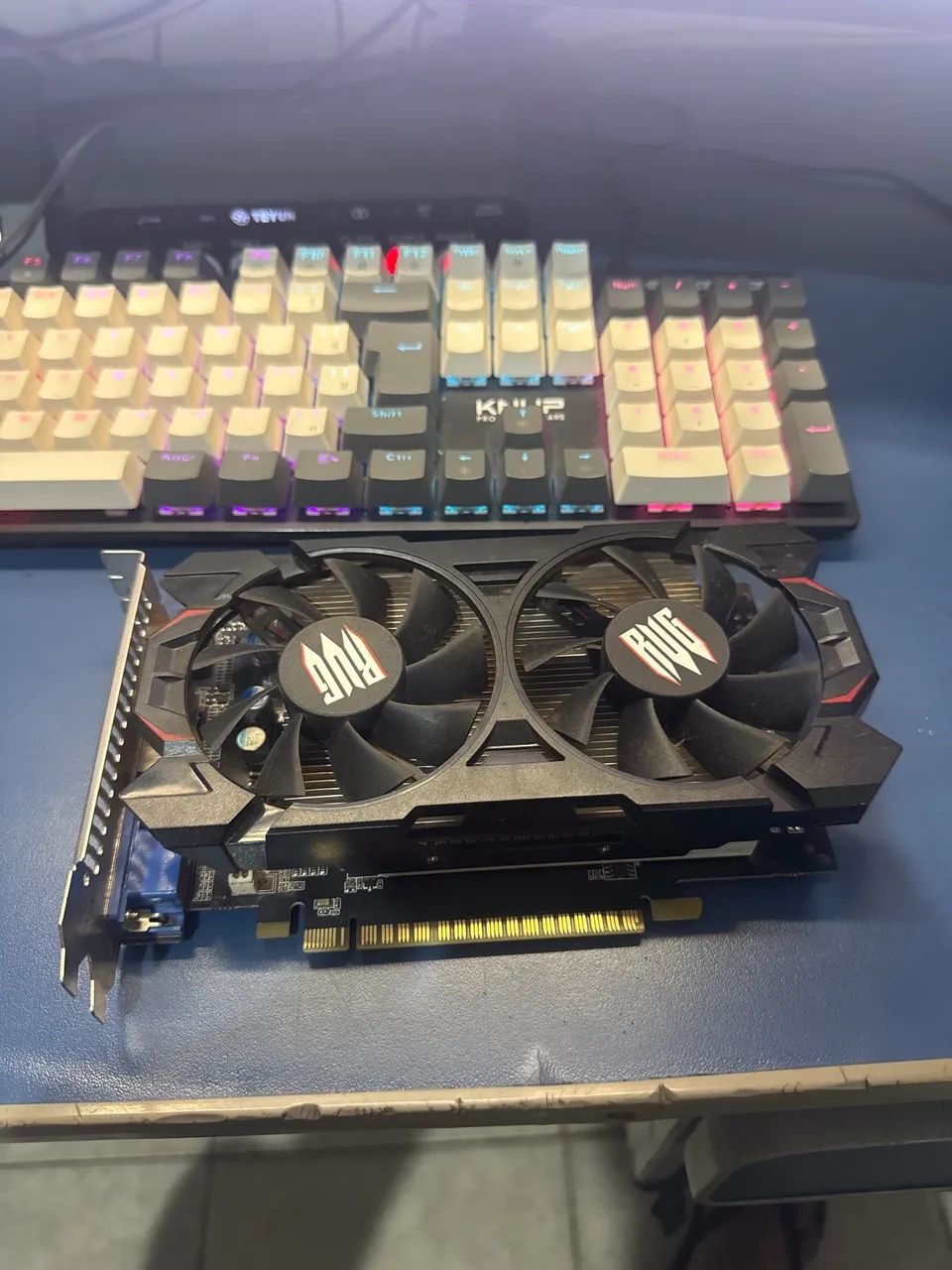 Placa de vídeo GTX 750 2GB