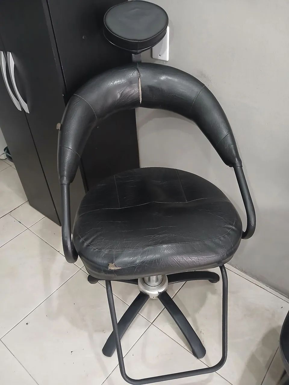 Cadeira para salão. ( barbeiro e cabeleireira )