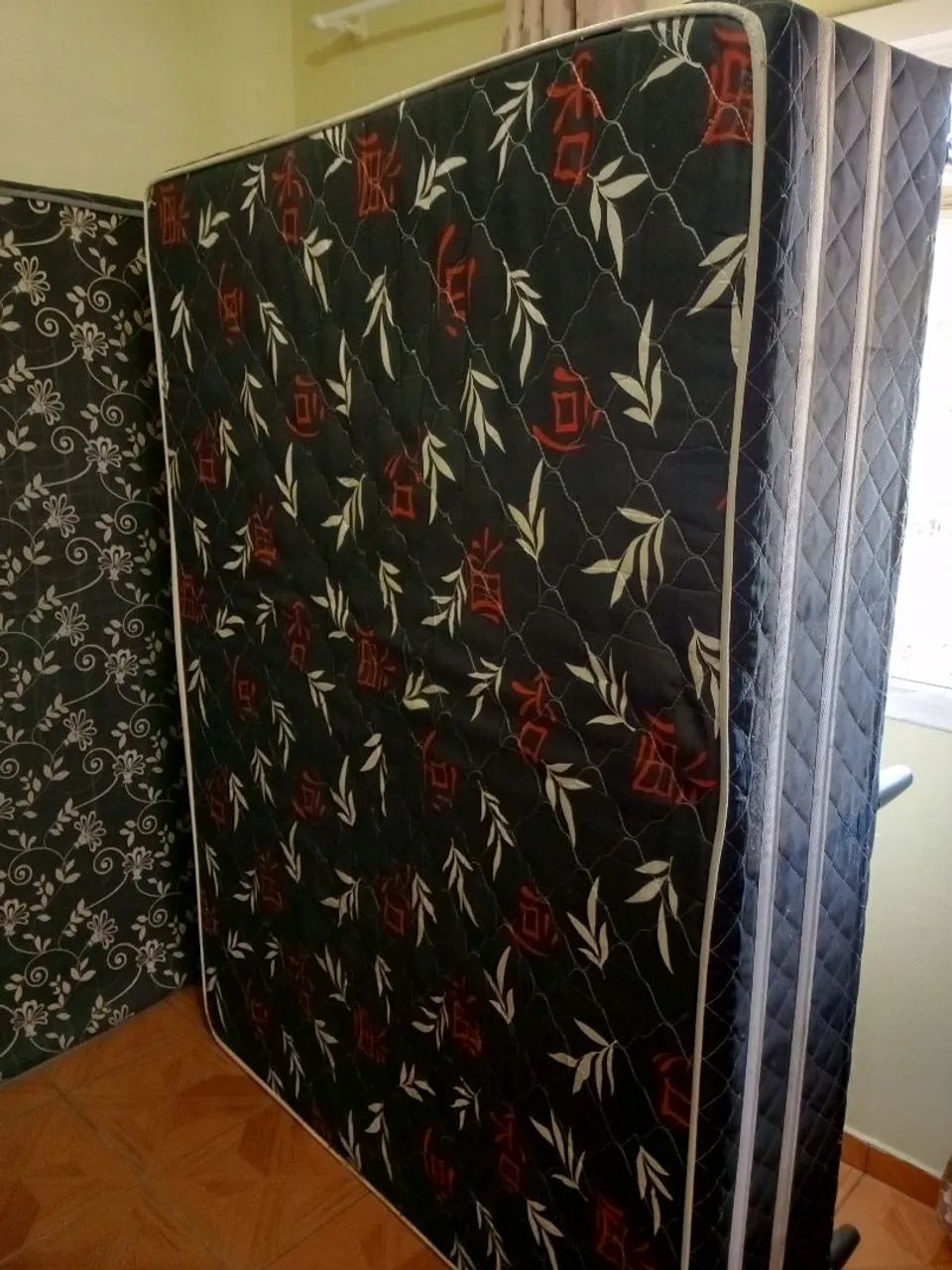 Vendo cama box e colchão casal - Foto 2