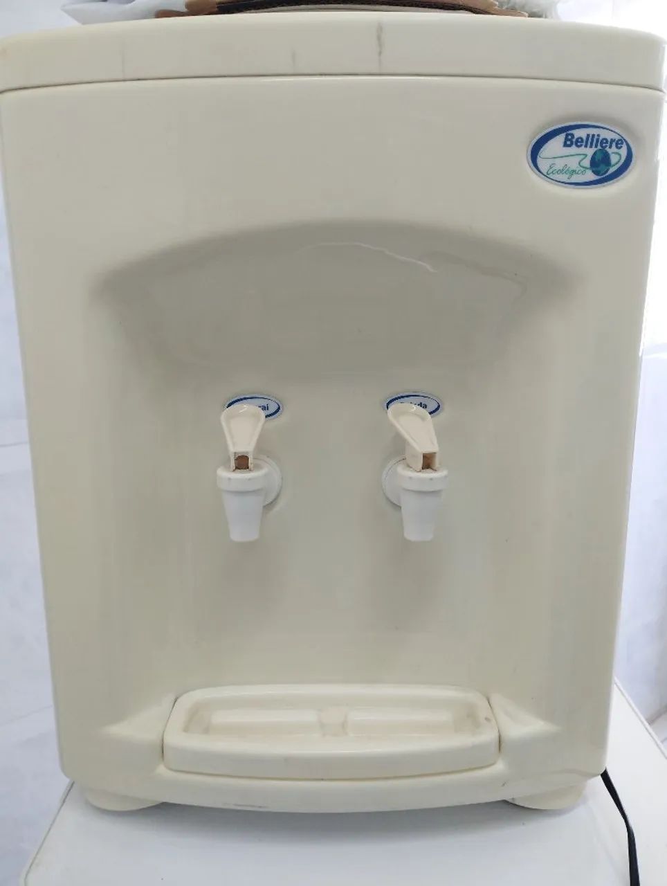 Bebedouro de mesa beliere 220v