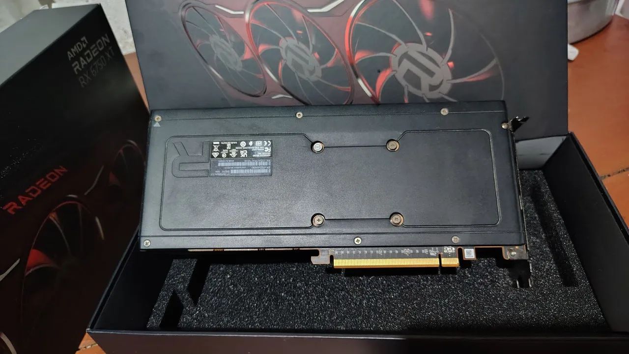 RX 6750XT 12GB - Foto 4