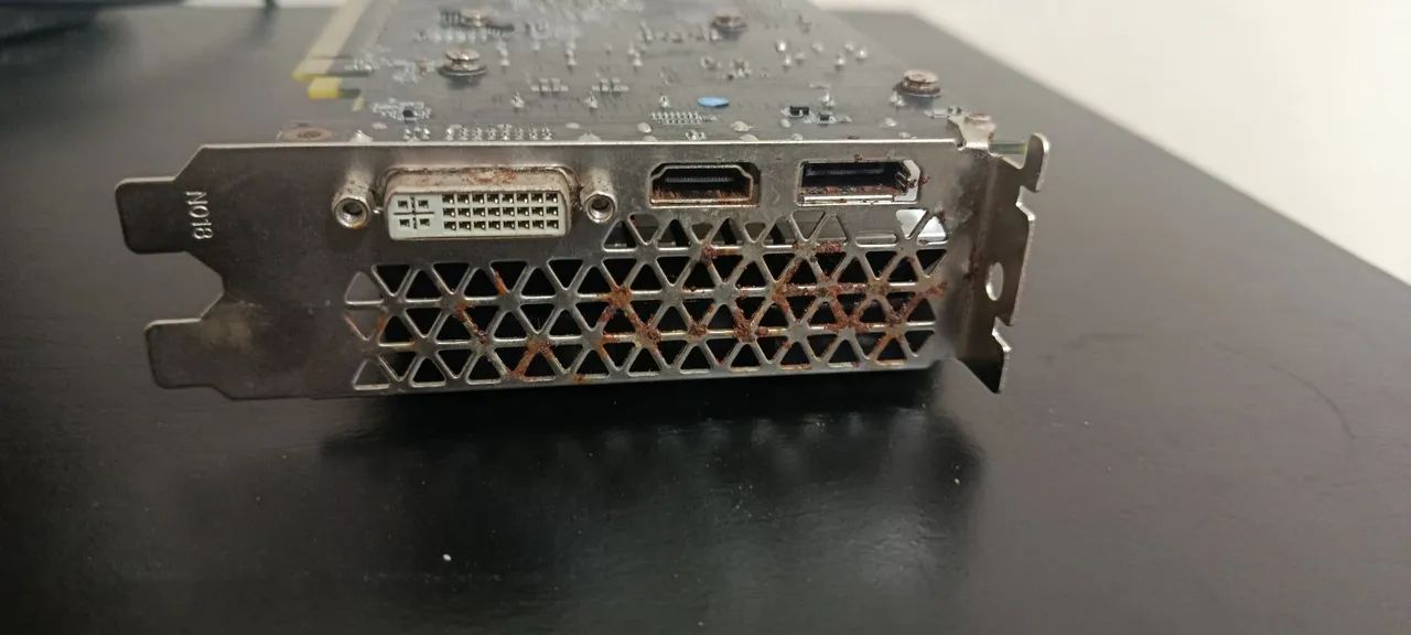 Placa de Vídeo RX 580 8GB com Defeito - Foto 3