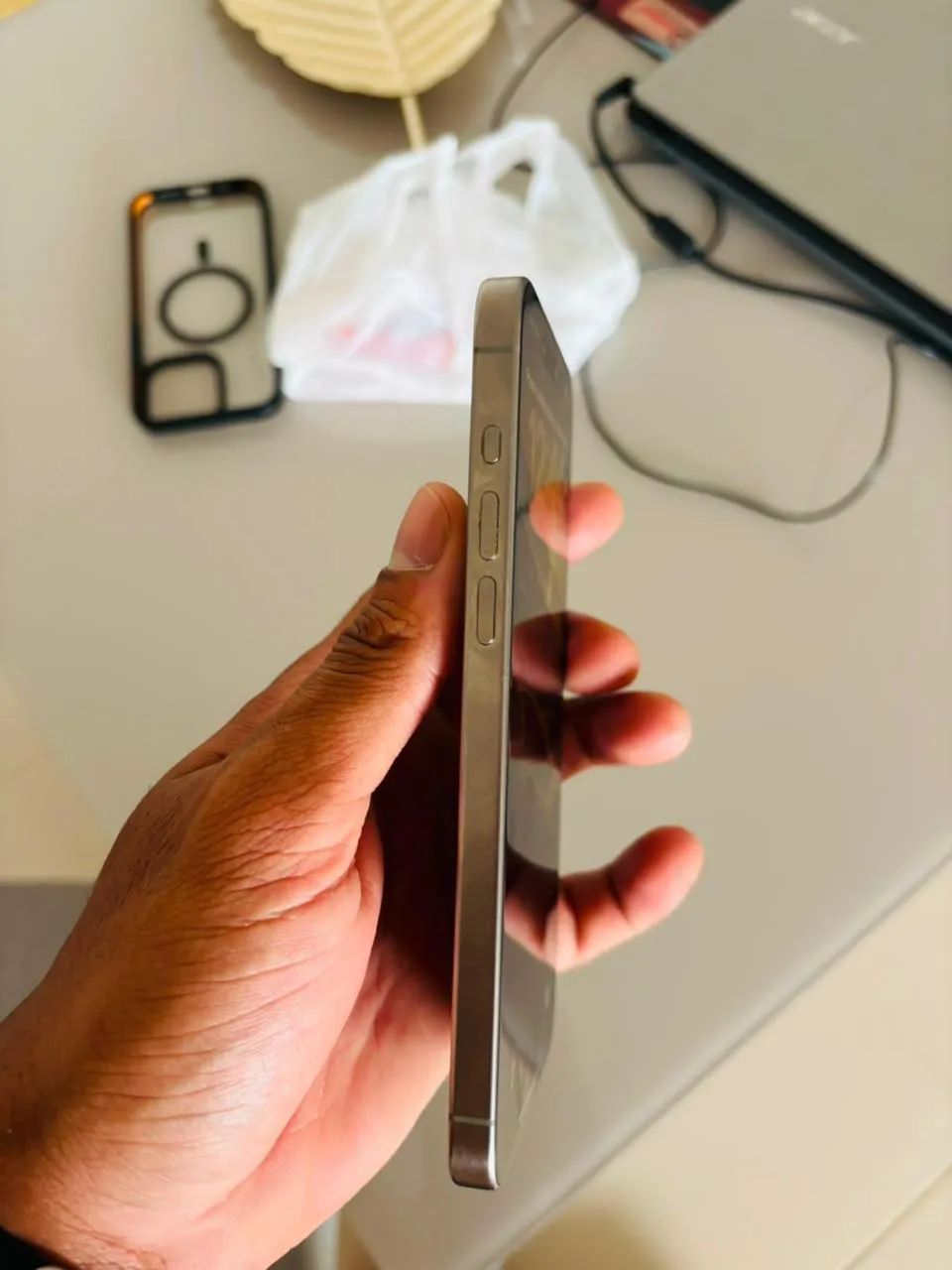 Iphone 15 PRO MAX 256gb - Foto 4