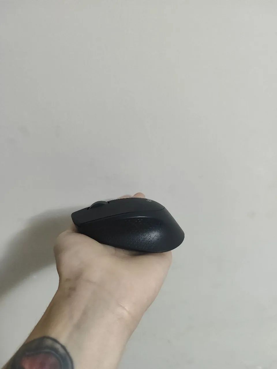 Mouse sem fio Logitech M280 - Foto 2