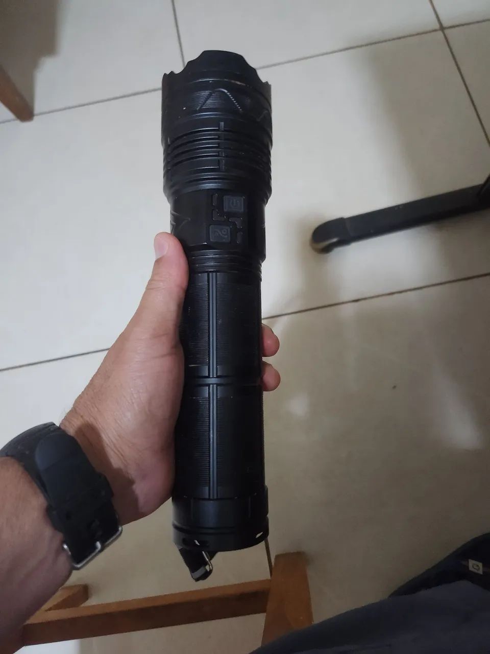 Lanterna potente - Foto 2