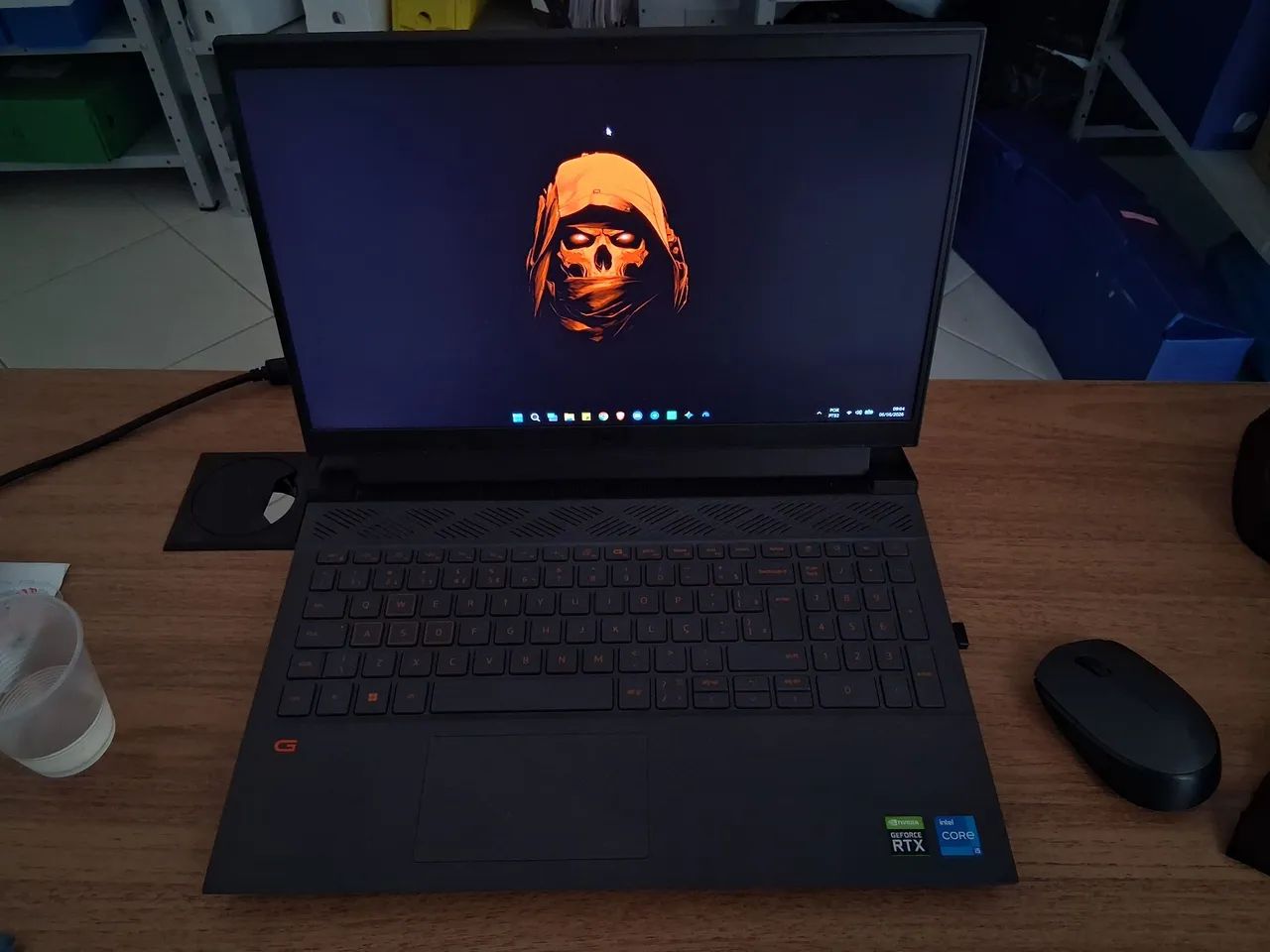 Notebook Dell G15.  