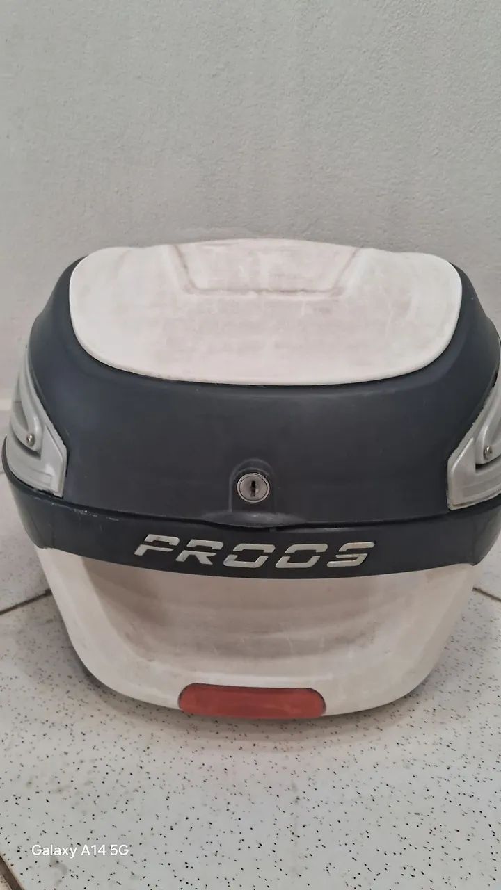 Baú proos