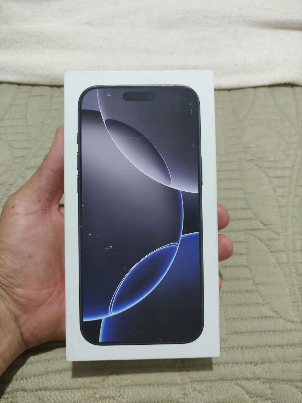 iPhone 16 Pro Max - Foto 4
