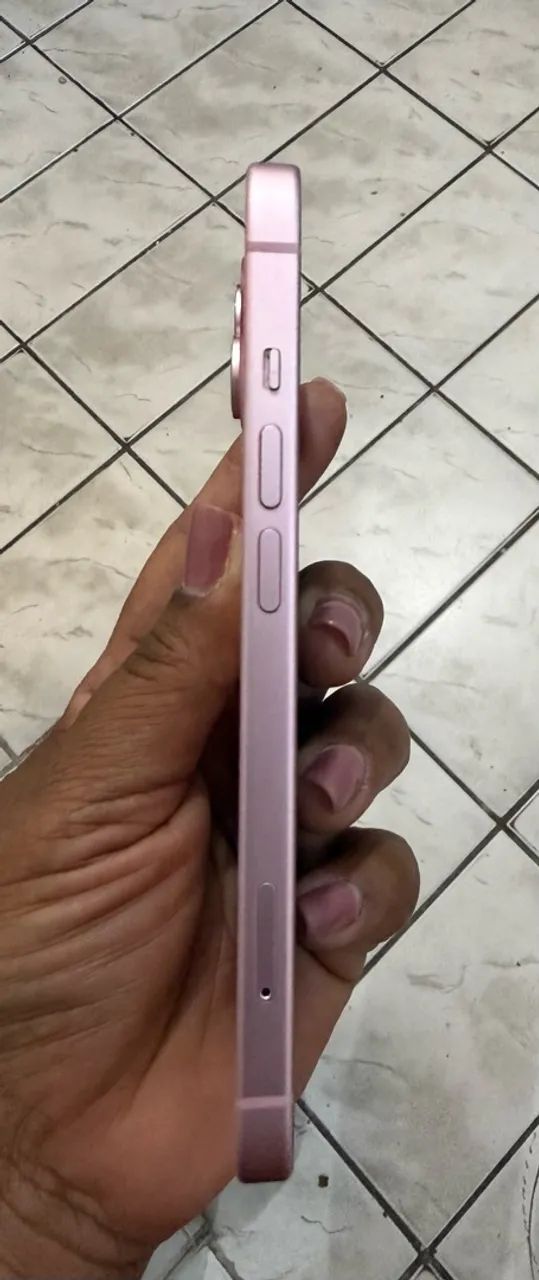 iPhone 15  128 sem nenhuma marca de uso - Foto 5