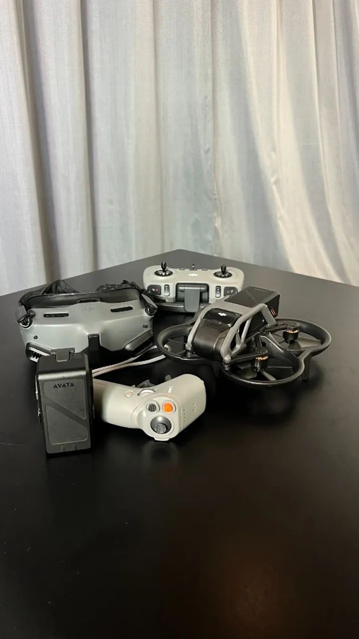 Drone DJI Avata 1 (Fly Smart Combo)