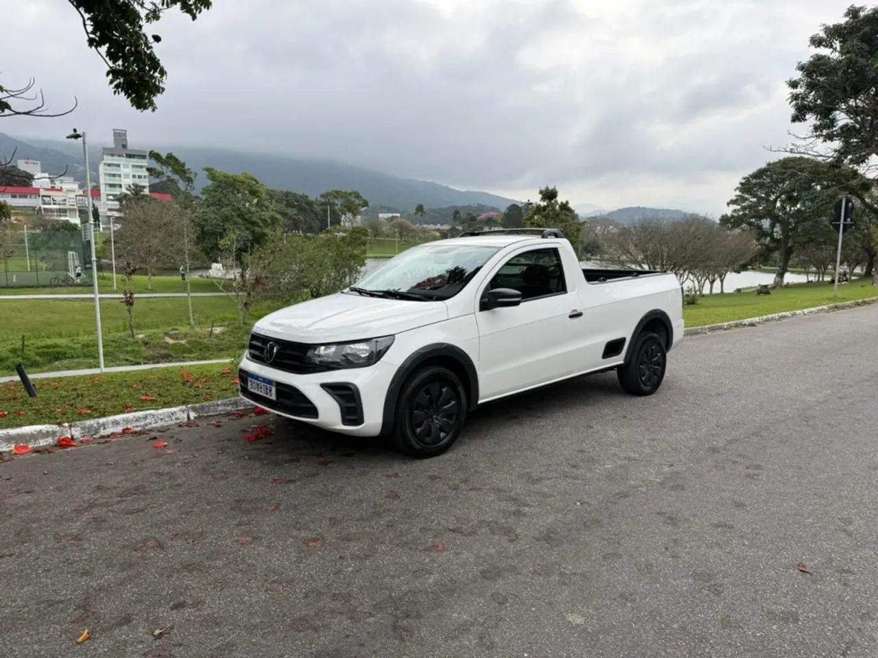 Volkswagen Saveiro Robust 1.6 Total Flex 16V 2024