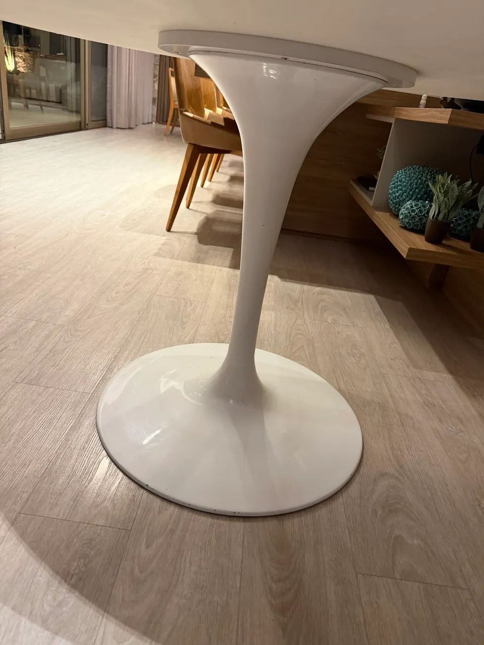 Mesa de jantar sarinen branca 1,20  - Foto 4