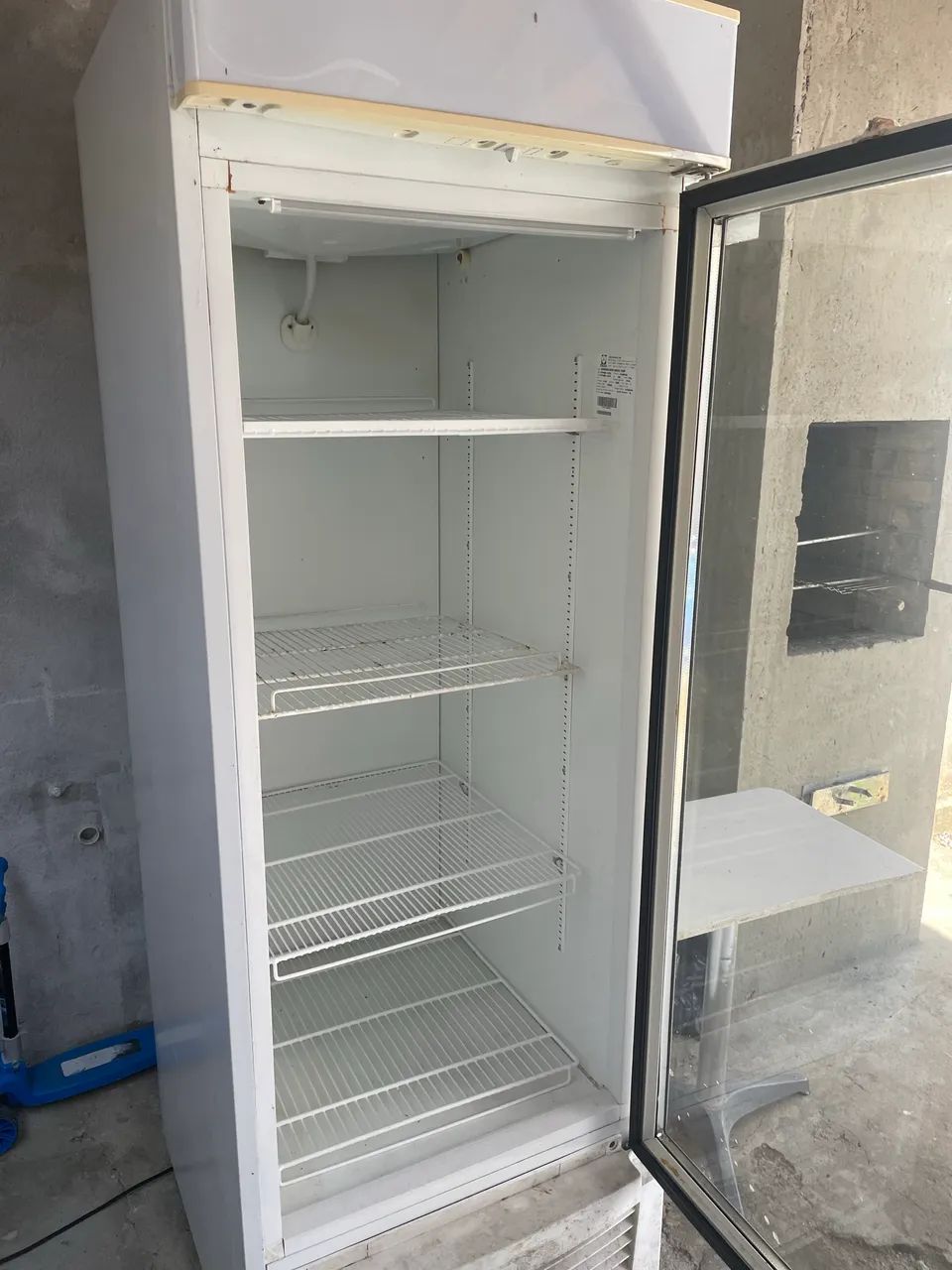 Expositor refrigerador bebidas 