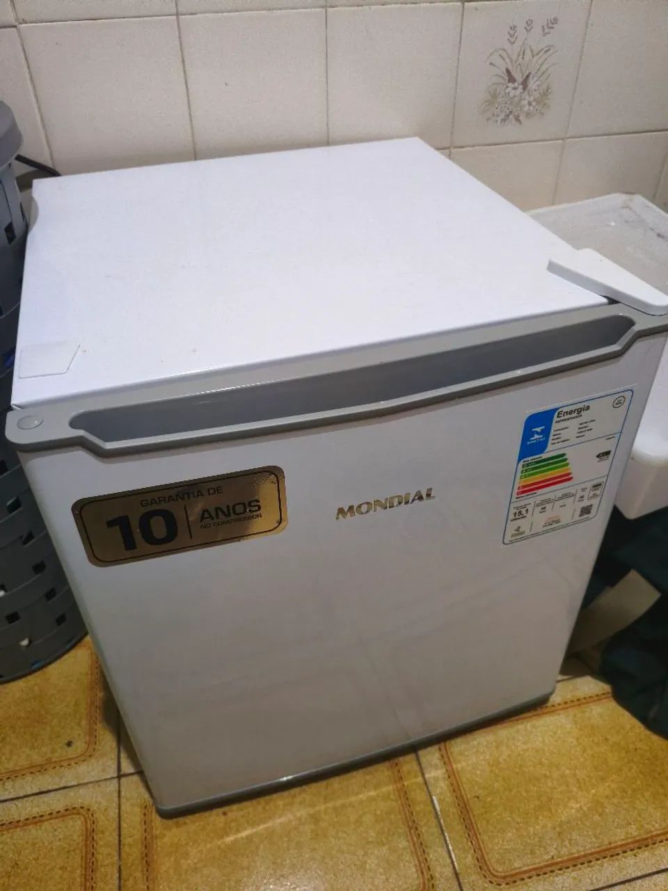 Frigobar Mondial 46L 
