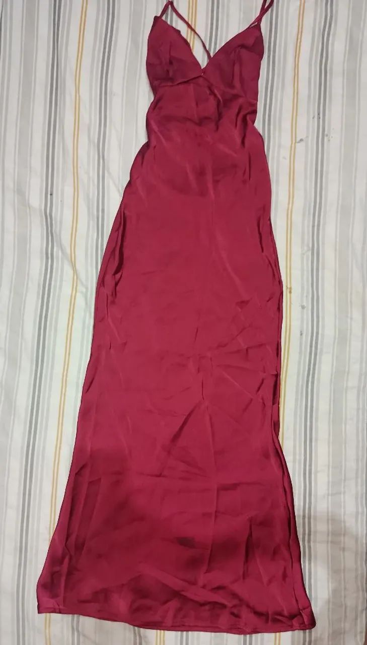Vestido de cetim - Foto 3