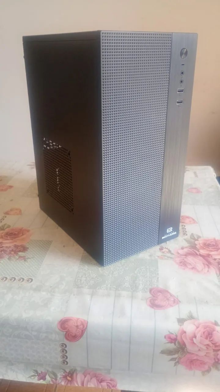 Vendo CPU completa NOVA