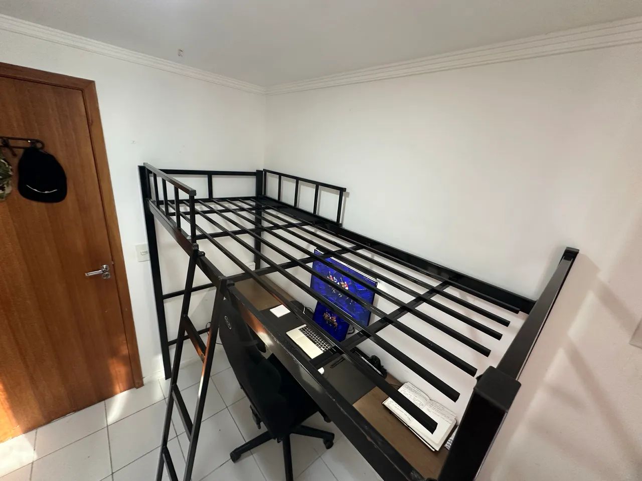 Beliche com mesa