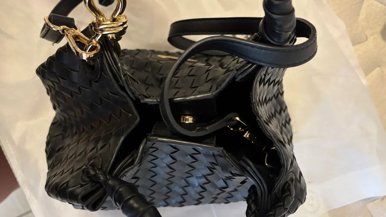 Bolsa preta constance 