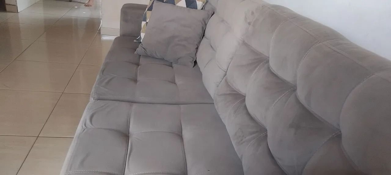 Sofá living 2.10 cinza  - Foto 4