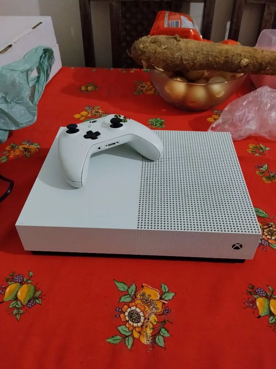 Vendo xbox one S com defeito 