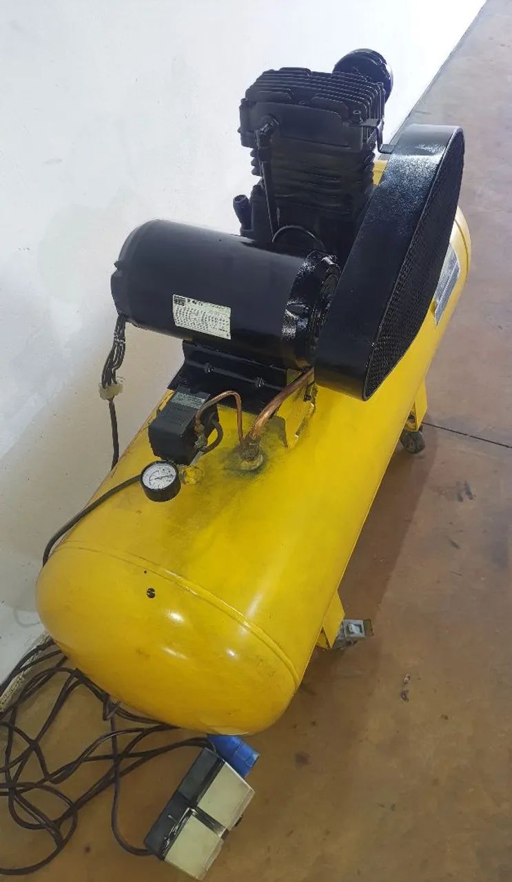 Compressor de ar schulz 200l 220/380v - Foto 3